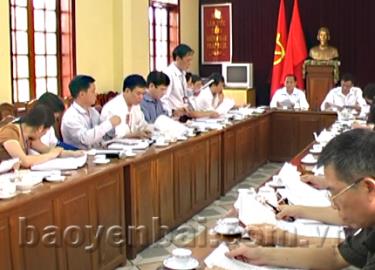 Đoàn công tác của HĐND tỉnh Yên Bái làm việc với cán bộ lãnh đạo huyện Trấn Yên.