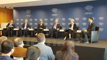 WEF họp báo công bố sự kiện Diễn đàn Davos 2017.