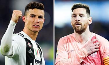 Ronaldo chạm mốc 600 bàn, nhưng đang bị Messi thu hẹp khoảng cách.