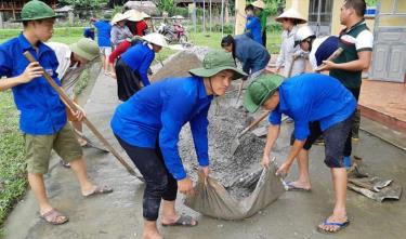 Qua công tác dân vận, Tuổi trẻ Lục Yên luôn xung kích, đồng hành cùng nhân dân trong mọi mặt của đời sống xã hội đặc biệt là xây dựng cơ sở hạ tầng.