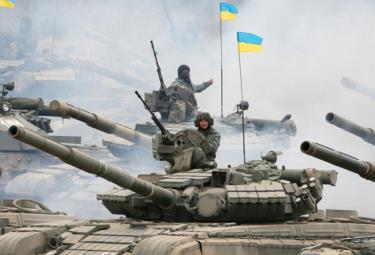 Ukraine cũng triển khai nhiều lực lượng gần Donbass.