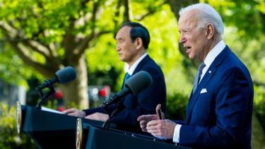 Tổng thống Mỹ Joe Biden và Thủ tướng Nhật Bản Yoshihide Suga tổ chức một cuộc họp báo tại Nhà Trắng vào ngày 16 tháng 4 năm 2021.