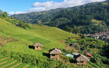 Các cơ sở lưu trú trên địa bàn thị trấn Mù Cang Chải đã sẵn sàng đón khách du lịch trong điều kiện bình thường mới  thích ứng an toàn với dịch COVID-19. Ảnh: Một góc Homestay Lều Gió ở tổ 5, thị trấn Mù Cang Chải.