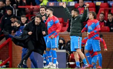 Simeone trong chiến thắng trước Man Utd.