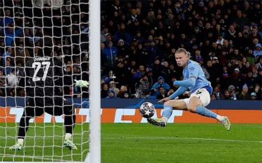 Erling Haaland ấn định chiến thắng 3-0 cho Man City với pha chớp thời cơ tốt ở phút 76 của trận đấu.