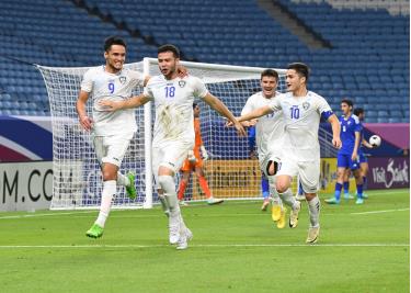 U23 Uzbekistan vào tứ kết giải U23 châu Á 2024 trước 1 lượt trận.