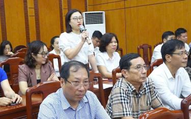 Cử tri thành phố Yên Bái nêu ý kiến, kiến nghị tại Hội nghị tiếp xúc với đoàn ĐBQH tỉnh Yên Bái