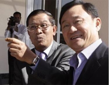 Thủ tướng Campuchia Hun Sen và cựu thủ tướng Thái Lan Thaksin Shinawatra.