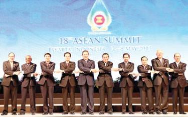 Lãnh đạo các nước ASEAN tham dự hội nghị.