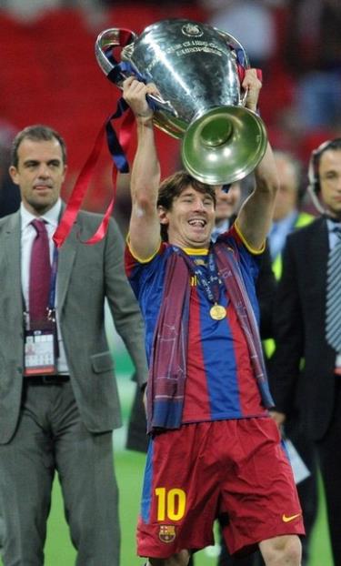 Messi là ngôi sao bóng đá giàu thành tích nhất ở tuổi 23.