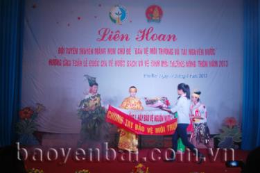 Tiểu phẩm tham gia Liên hoan của đội tuyên truyền măng non trường THCS Quang Trung.