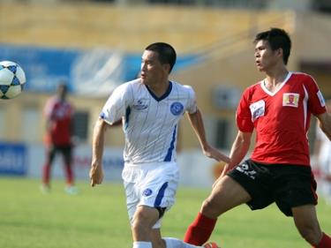 Việc CLB bóng đá Hà Nội (trái) của “bầu” Kiên bị giải thể khiến họ cũng mất quyền bỏ phiếu tại Đại hội VFF khóa 7 sắp tới. 
