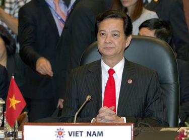 Thủ tướng Nguyễn Tấn Dũng tham dự Hội nghị Cấp cao ASEAN lần thứ 23 tại Brunei