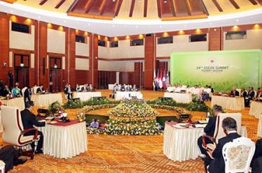 Toàn cảnh hội nghị.