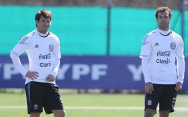 Barca có 2 cầu thủ Messi và Mascherano của Argentina dự World Cup 2014.