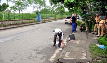 Hiện trường nơi xảy ra vụ tai nạn nghiên trọng tại địa phận thôn Ninh Thuận, xã Nga Quán, huyện Trấn Yên.