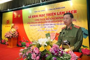 Thượng tướng Tô Lâm phát biểu tại lễ khai mạc triển lãm.