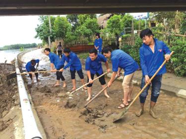 Các hoạt động “Ngày thứ Bảy tình nguyện”, “Ngày Chủ nhật xanh” trên địa bàn thành phố thu hút đông ĐVTN tham gia.