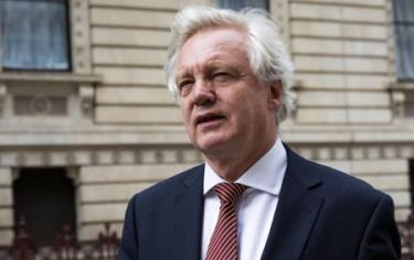 Bộ trưởng phụ trách đàm phán Brexit của Anh David Davis.