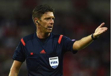 Trọng tài người Italia Gianluca Rocchi bắt chính trận chung kết Europa League 2018-2019.