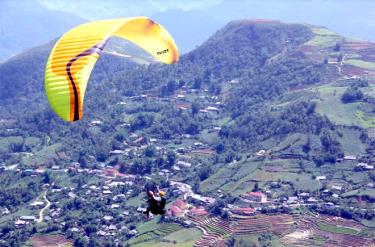 Festival dù lượn là một sản phẩm du lịch đặc trưng của tỉnh Yên Bái.