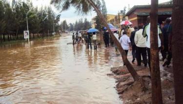 Mưa lớn và lũ lụt gây nhiều thiệt hại tại Rwanda.