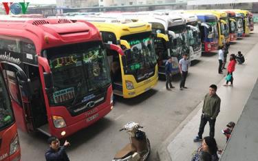 Bộ GTVT sẽ đề xuất Bộ Tài chính miễn, giảm phí bảo trì đường bộ cho doanh nghiệp vận tải bị ảnh hưởng bởi dịch Covid-19 trong 3 tháng.