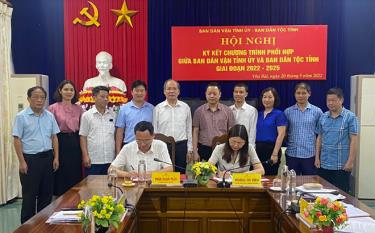 Ban Dân vận Tỉnh ủy và Ban Dân tộc tỉnh ký kết chương trình phối hợp công tác giai đoạn 2022 - 2025.