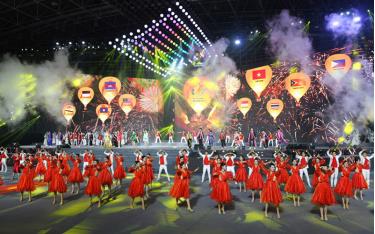 Màn trình diễn tại Lễ bế mạc SEA Games 31.