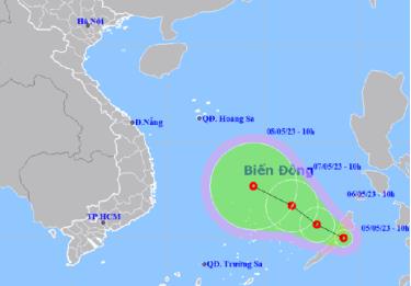 Áp thấp nhiệt đới dự báo sẽ đi vào Biển Đông. Nguồn: Trung tâm Dự báo khí tượng thủy văn Quốc gia