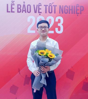 Hải bảo vệ đồ án tốt nghiệp hồi tháng 3.