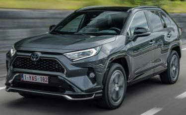Thử nghiệm của Electreon giúp Toyota RAV4 PHEV di chuyển liên tục gần 1.950 km trong hơn 100 giờ. Ảnh: Toyota.