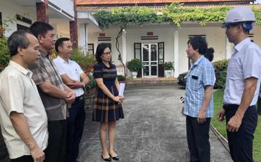 Lãnh đạo Sở Công Thương, Công ty Điện lực Yên Bái trao đổi với Công ty Môi trường đô thị.