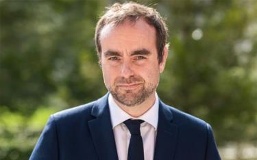 Bộ trưởng Bộ Quân đội Pháp Sebastien Lecornu.