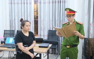 Đối tượng Nguyễn Thị Tuyết Dâng điều hành 2 nhóm lừa đảo.