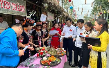 Nhiều hoạt động thiết thực đã được huyện Yên Bình tổ chức thu hút hội viên phụ nữ tham gia nhằm nâng cao vị thế của chị em hội viên.