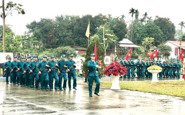 Lực lượng vũ trang thành phố Yên Bái tham gia Lễ ra quân huấn luyện năm 2024.