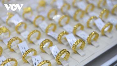 Giá vàng SJC giữ mức 90,4 triệu đồng/lượng