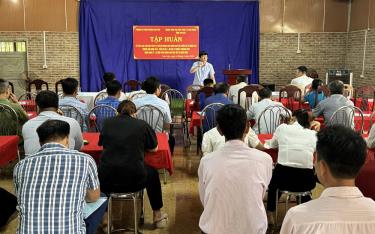 Một hội nghị TTPBGDPL, trợ giúp pháp lý cho đồng bào dân tộc thiểu số và miền núi huyện Văn Yên vừa tổ chức.
