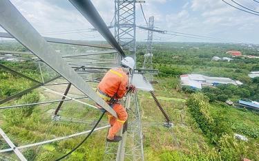 Bộ Công Thương vừa ban hành Công điện về việc triển khai các giải pháp cung ứng điện trong cao điểm năm 2024.