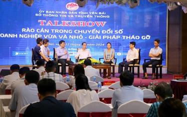 Hội thảo “Chuyển đổi số - xu thế tất yếu và cơ hội bứt phá cho doanh nghiệp” do UBND tỉnh tổ chức đã thu hút sự tham gia của hơn 200 doanh nghiệp, các chuyên gia, nhà quản lý…