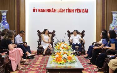 Đồng chí Ngô Hạnh Phúc - Phó Chủ tịch UBND tỉnh Yên Bái tiếp Đoàn công tác Hội đồng tỉnh Val- de-Marne, Cộng hoà Pháp