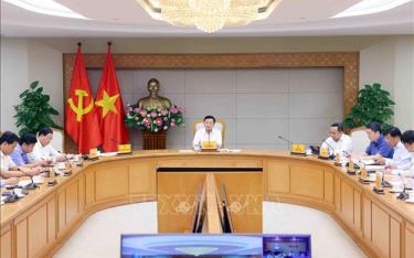 Quang cảnh cuộc họp.