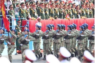 Hình ảnh tại lễ kỷ niệm, diễu binh, diễu hành 50 năm thống nhất đất nước dịp 30-4 vừa qua.