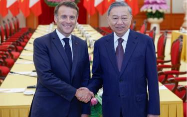 Tổng Bí thư Tô Lâm và Tổng thống Pháp Emmanuel Macron (Ảnh: Pool).