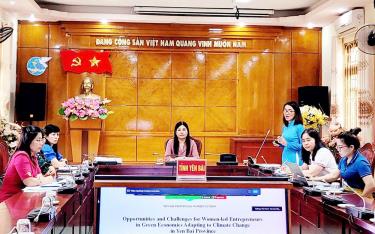Hội Liên hiệp Phụ nữ tỉnh tham dự và trình bày tham luận tại Hội thảo.