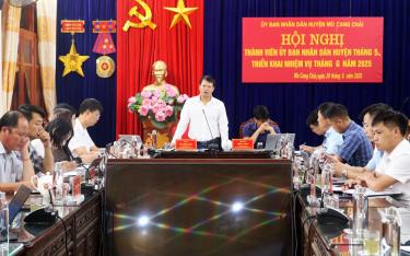 Lãnh đạo UBND huyện Mù Cang Chải chỉ đạo Hội nghị triển khai nhiệm vụ phát triển kinh tế - xã hội tháng 6/2025.