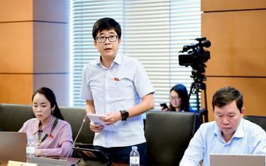 Tham gia vào dự thảo Luật Bảo vệ dữ liệu cá nhân, đại biểu Nguyễn Thành Trung – Đoàn đại biểu Quốc hội tỉnh Yên Bái kiến nghị Ban soạn thảo cân nhắc bỏ Khoản 3, Điều 30 dự thảo Luật