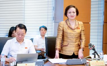 Ý kiến đóng góp của Bộ trưởng Bộ Nội vụ Phạm Thị Thanh Trà tại thảo luận tổ thể hiện sự nắm bắt sâu sắc thực tiễn, tinh thần đổi mới mạnh mẽ và quyết tâm xây dựng một nền hành chính công vụ hiệu lực, hiệu quả, đáp ứng yêu cầu phát triển đất nước trong giai đoạn mới.