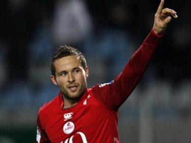 Yohan Cabaye gia nhập Newcastle.
